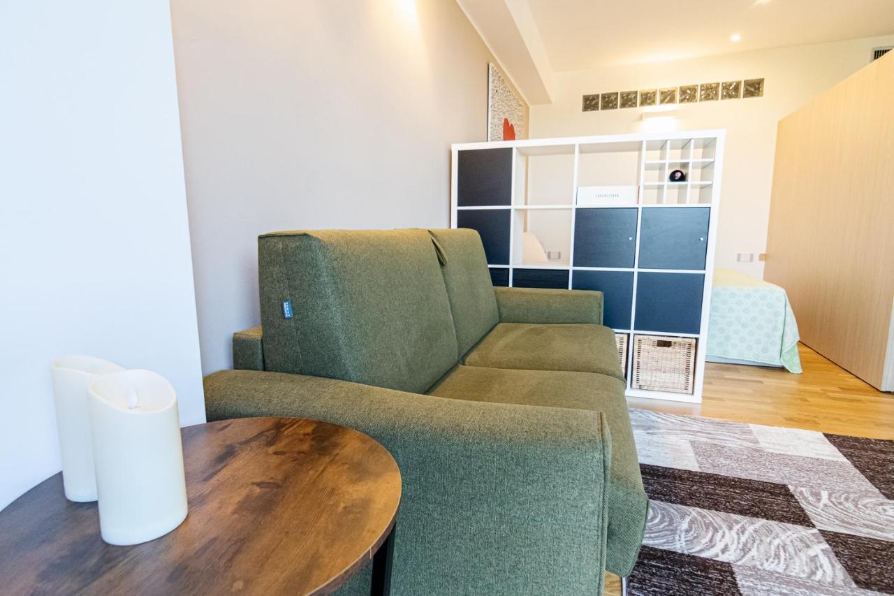 Mono 80 Apartment Комо Екстериор снимка
